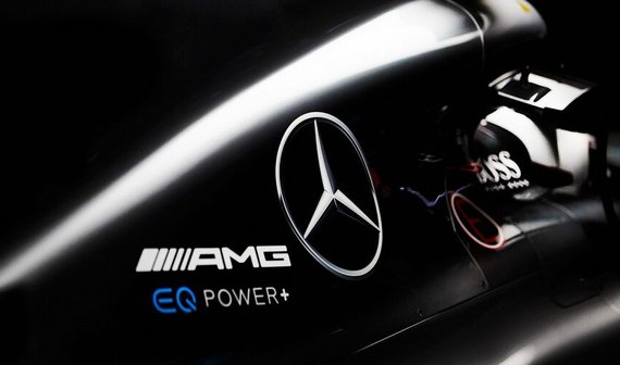 Презентация новой машины W15 от команды Mercedes состоится сегодня в 13:15 по московскому времени
