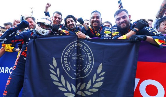 Red Bull Racing стала Чемпионом командного зачета Формулы 1 2023 года
