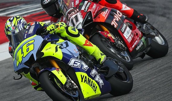 Валентино Росси принял участие в тестах WSBK