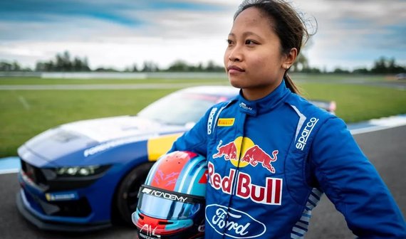 Чемберс присоединится к Red Bull в F1 Academy