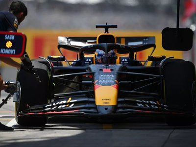 FIA оправдала Red Bull по обвинениям в незаконной регулировке клиренса автомобилей Формулы 1.